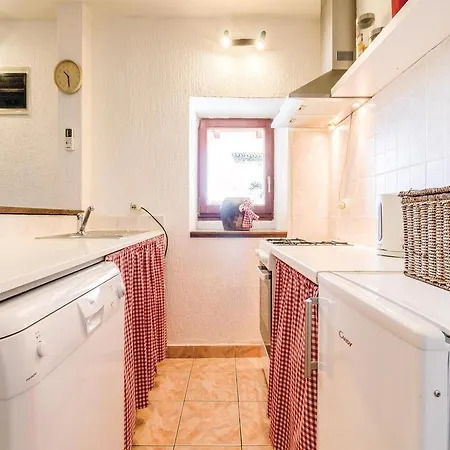Six-bedroom In 別荘